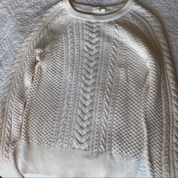 100% Cotton Cream Gap Sweater - Picture 1 of 3